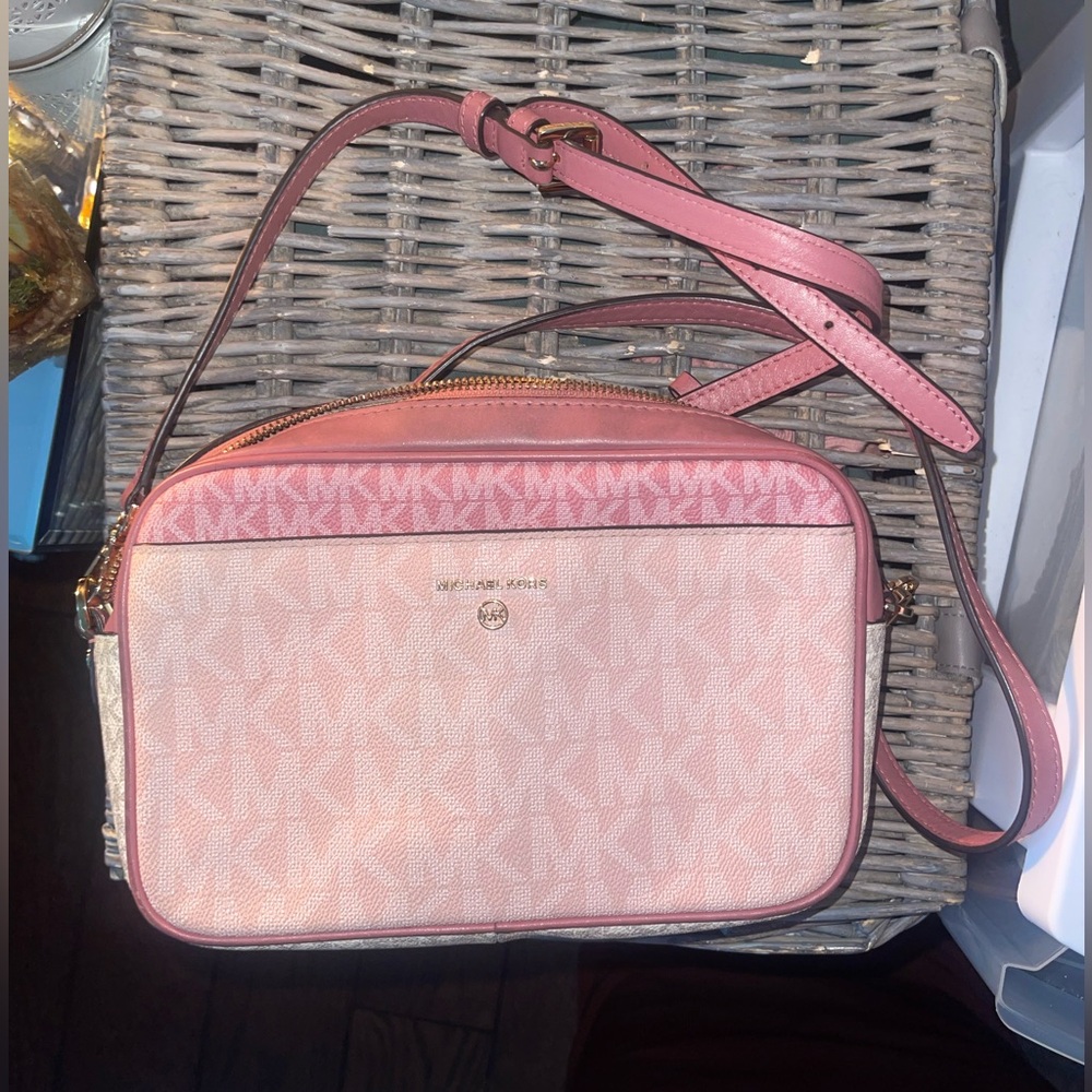Michaels Kors Pink Purse